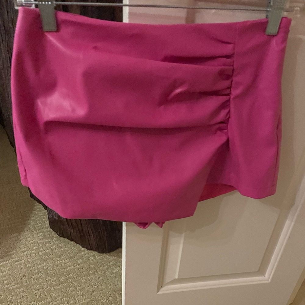 leather mini skirt